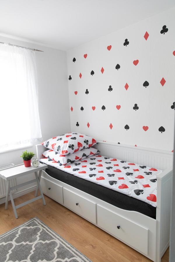 Apartament Bialy Krolik Ustrzyki Dolne Ngoại thất bức ảnh